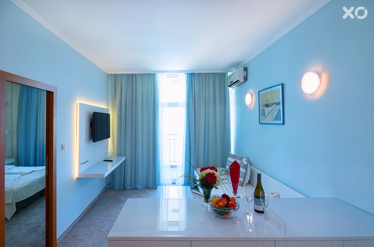 Perla Beach Resort Hotel