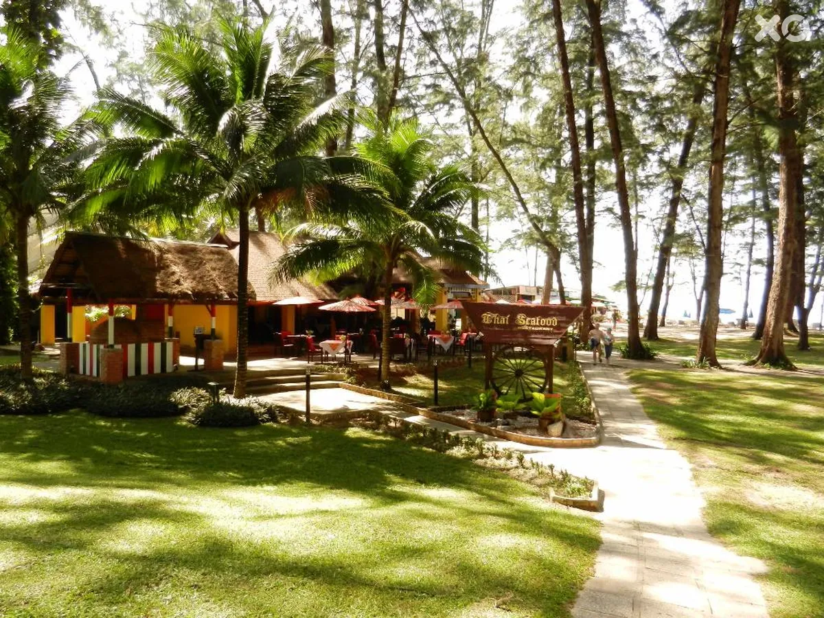 Amora Beach Resort Phuket