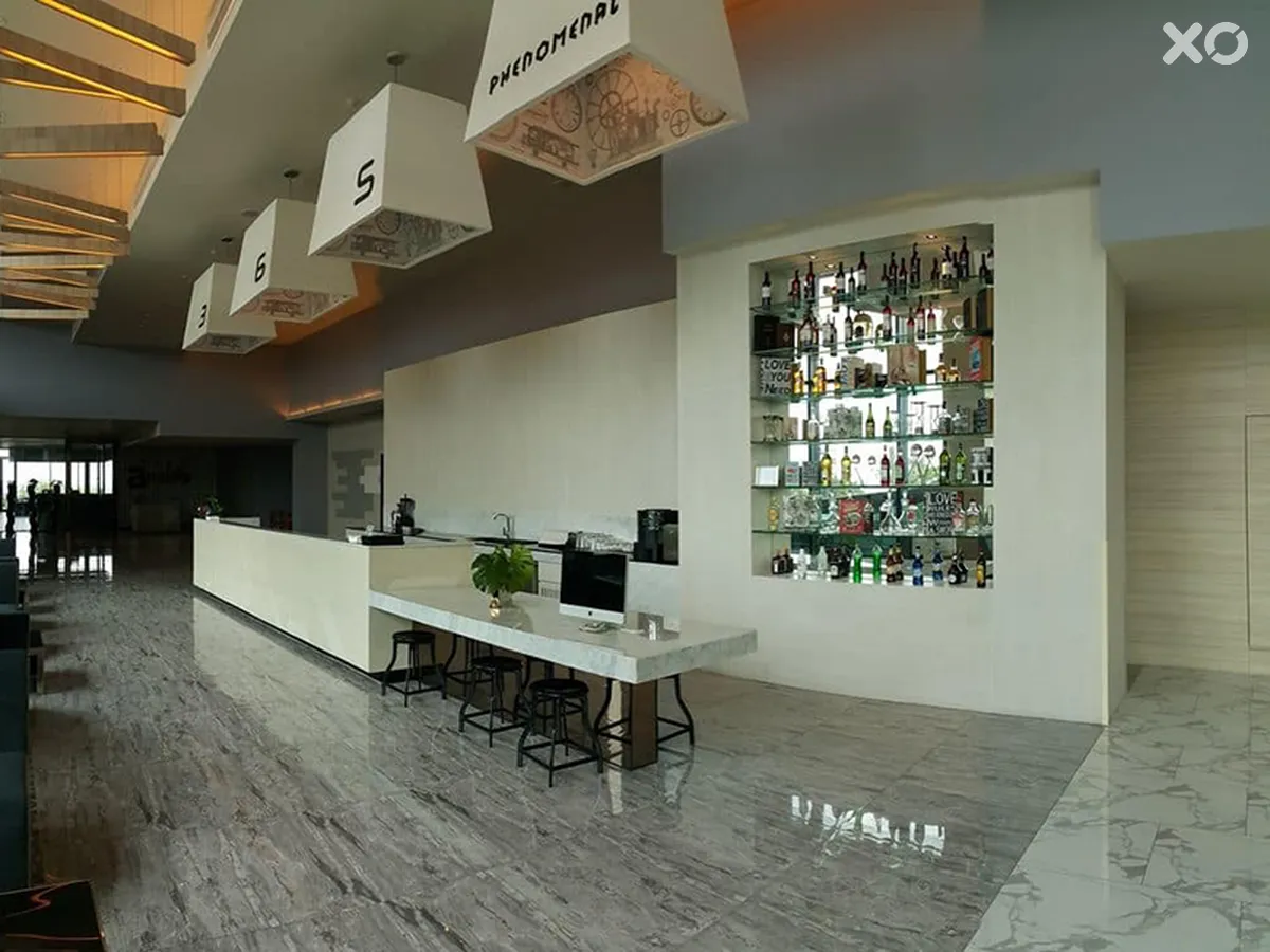 TSix5 Hotel