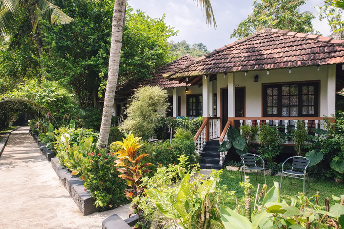 Flower Garden Hotel