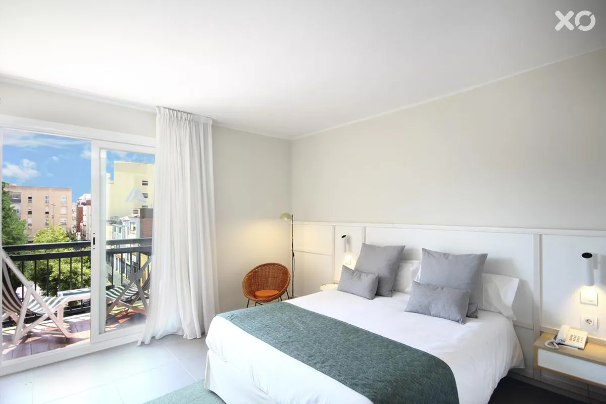 Aqua Hotel Bertran Park