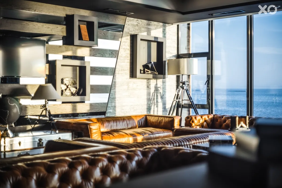 M1 Club Hotel