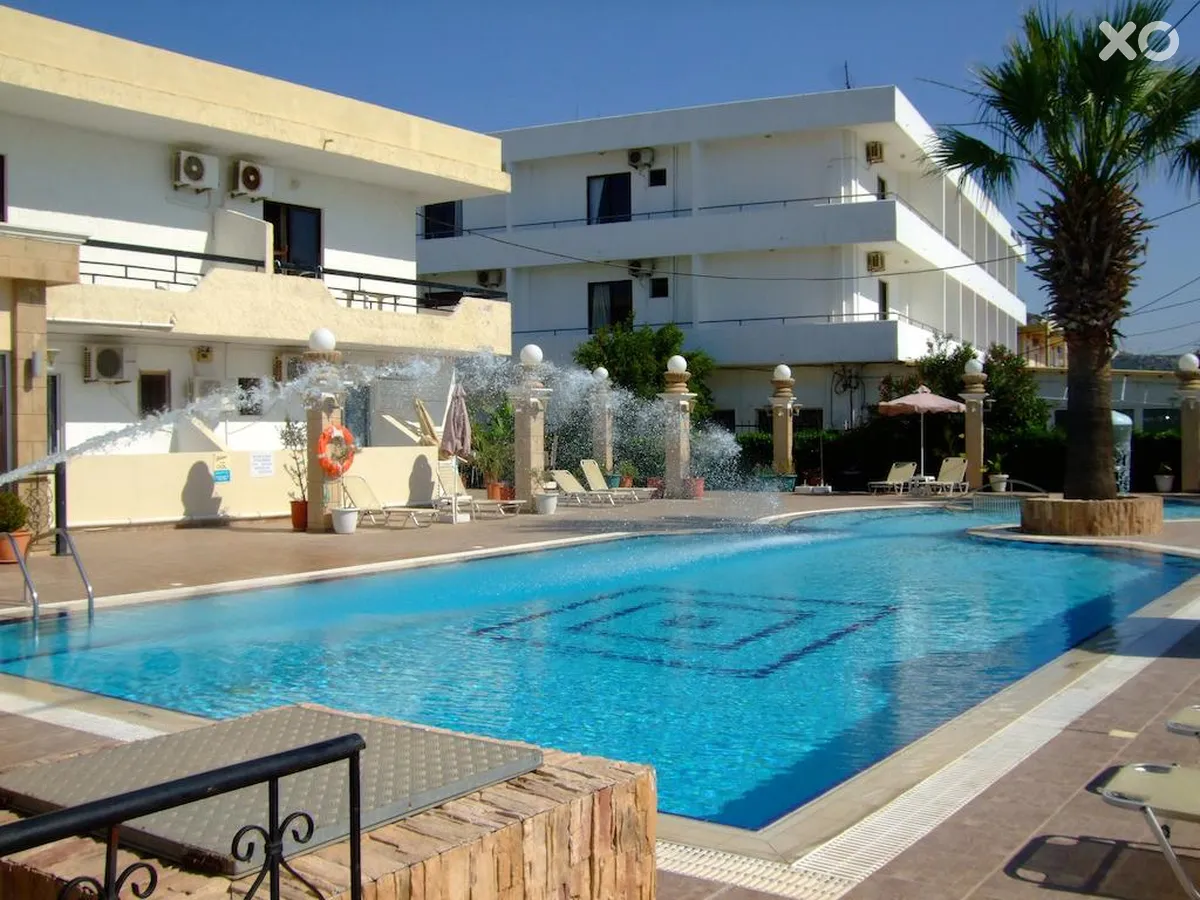 Antonios Hotel