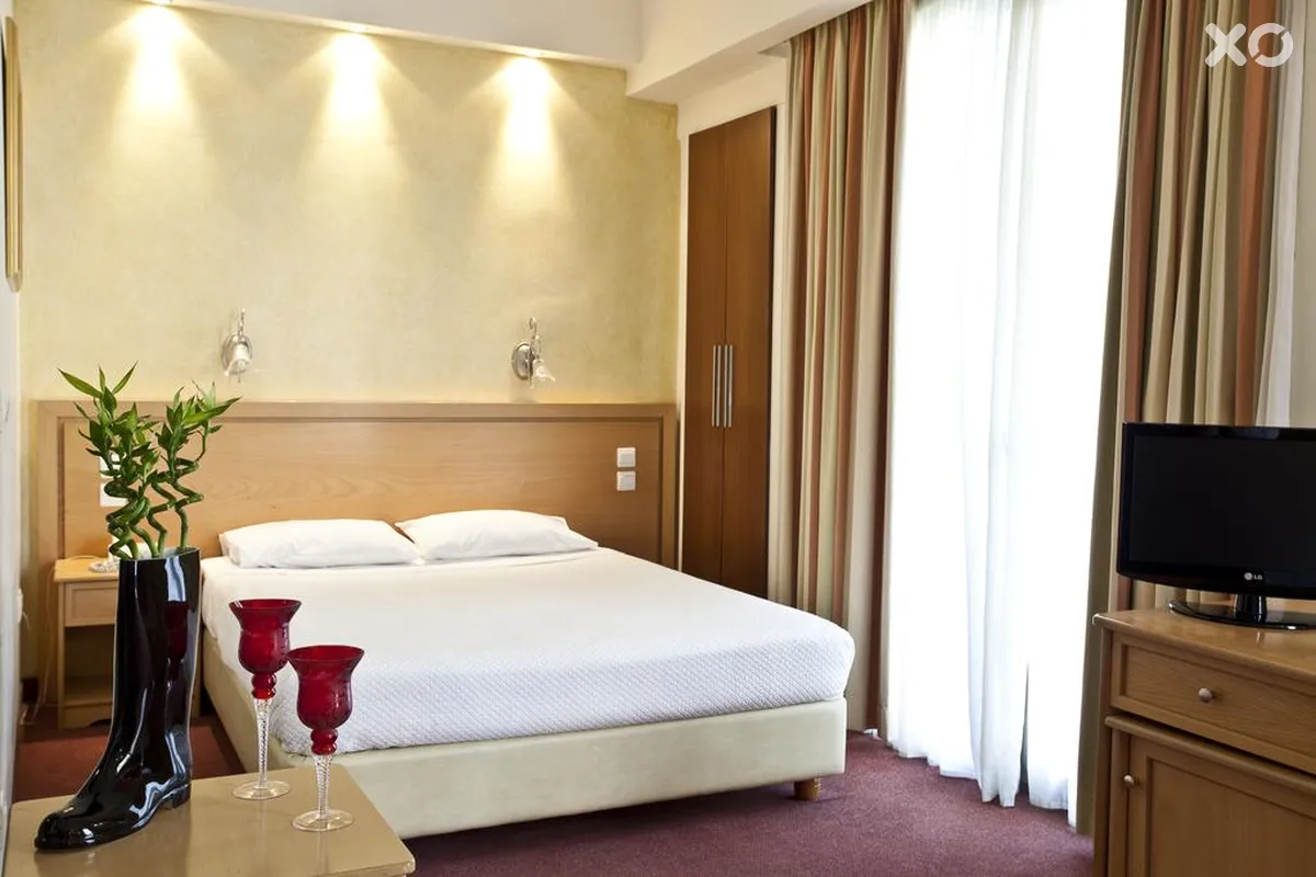 Golden City Hotel