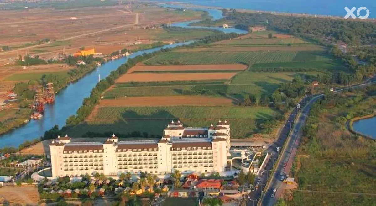 Lake & River Side Hotel & Spa