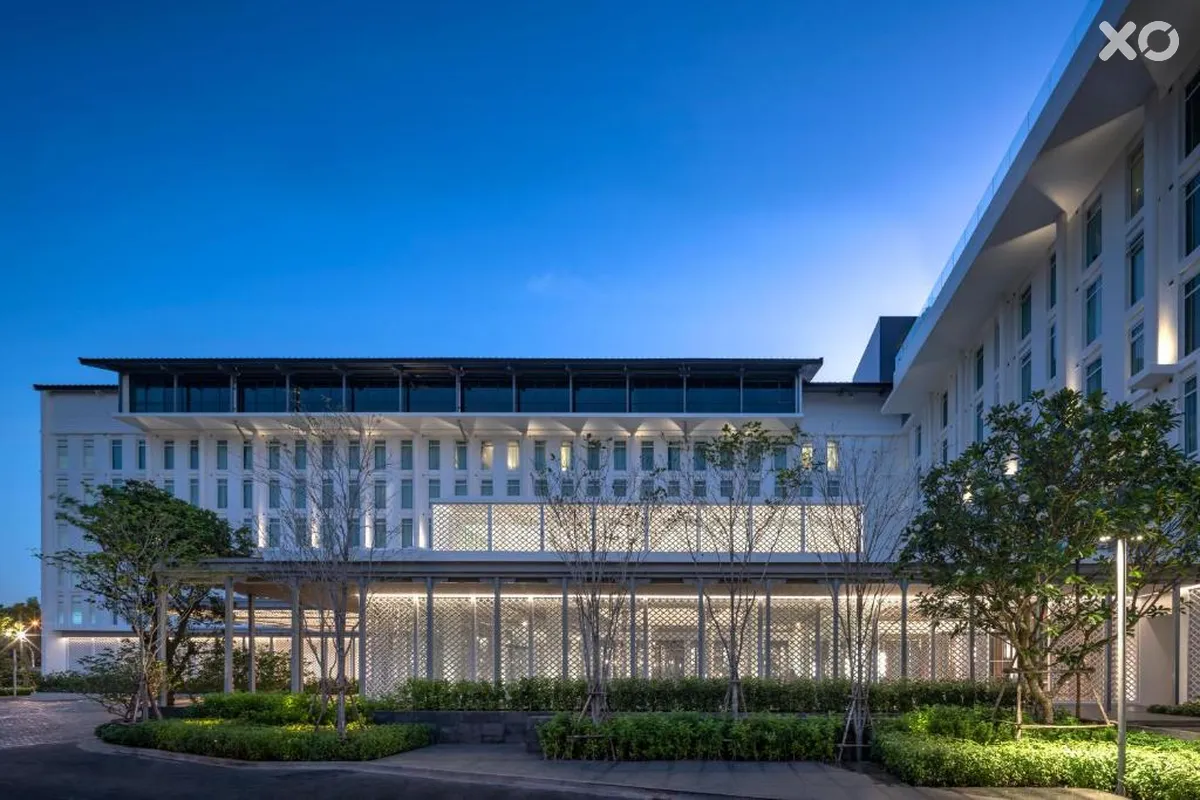 Ramada Plaza by Wyndham Chao Fah
