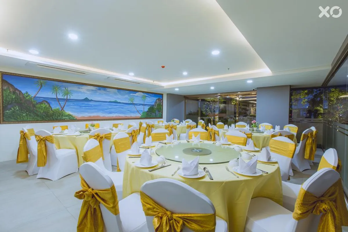 Golden Jomtien Beach Hotel