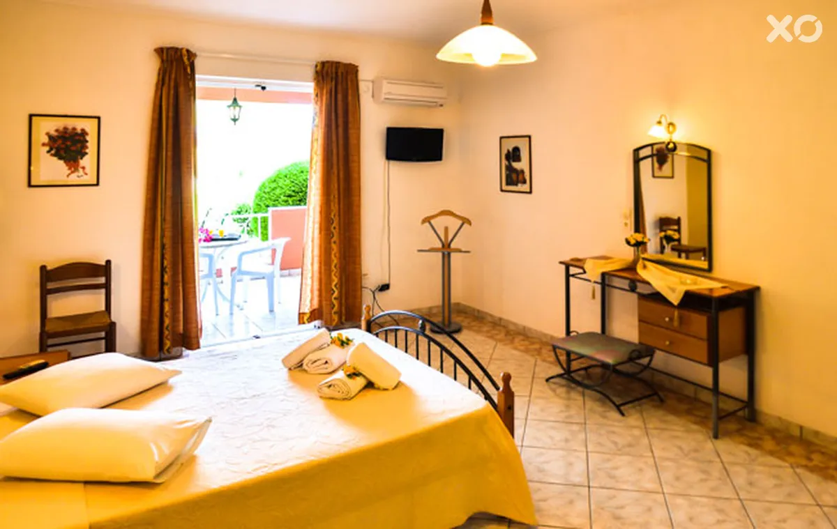Remezzo Studios & Apartments