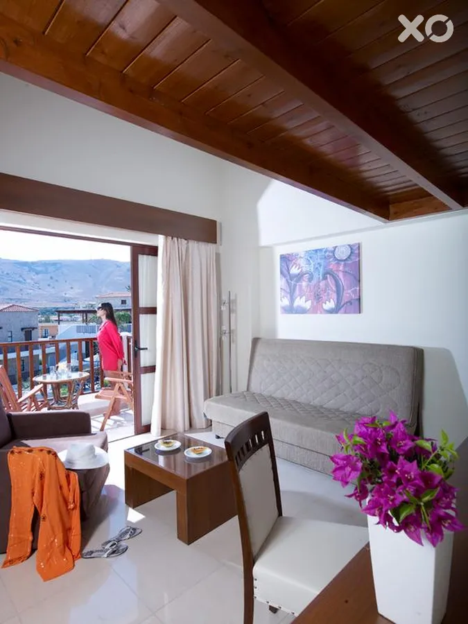 Costa Lindia Beach Resort