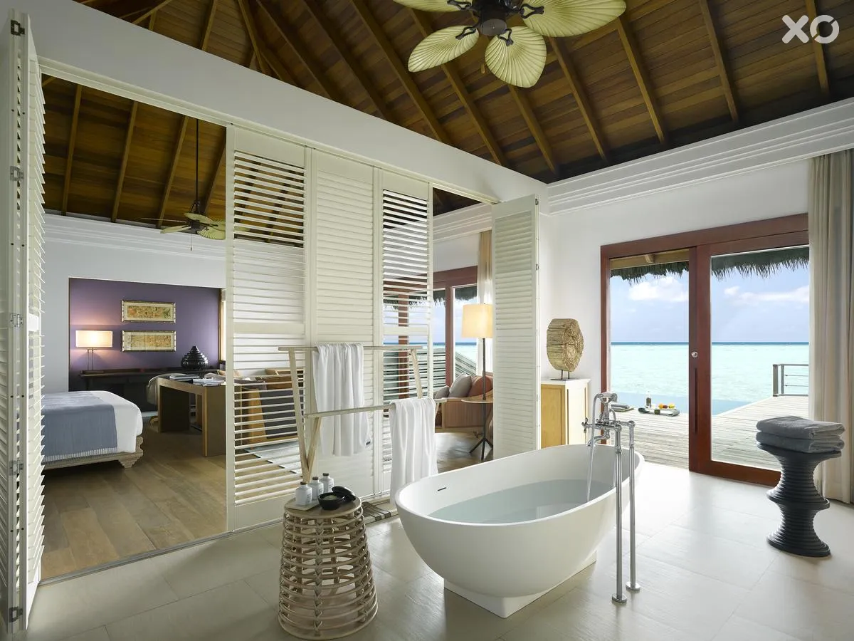Dusit Thani Maldives Hotel