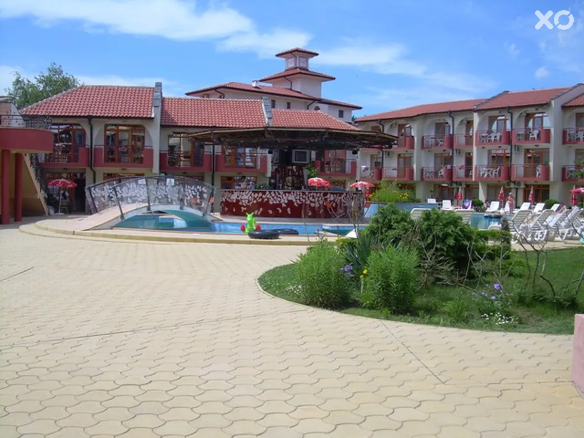 Sunrise Club