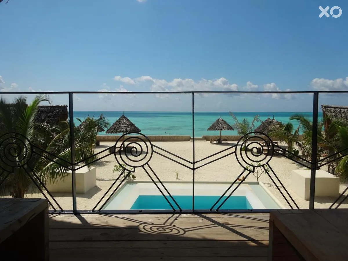 Nur Beach Hotel