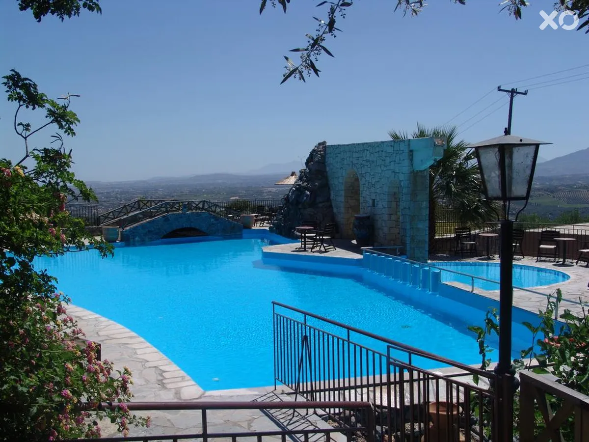 Arolithos Traditional Cretan Village