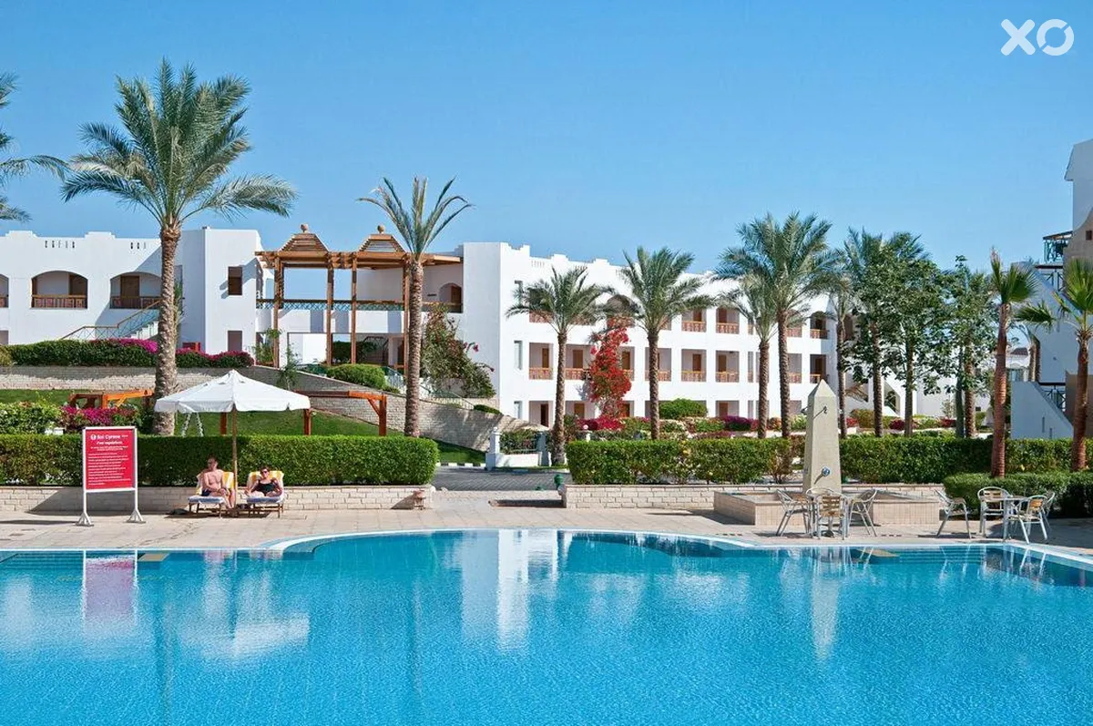 Ivy Cyrene Island Resort