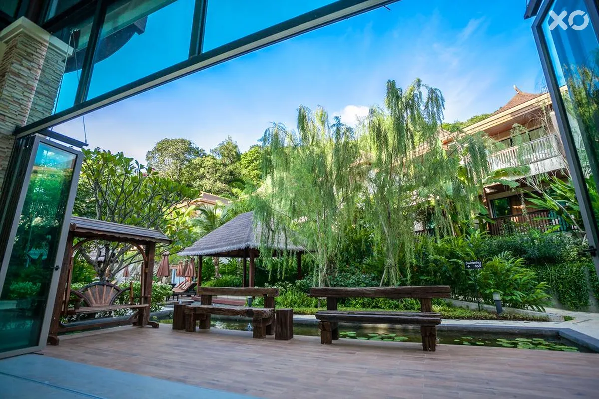 Hula Hula Resort