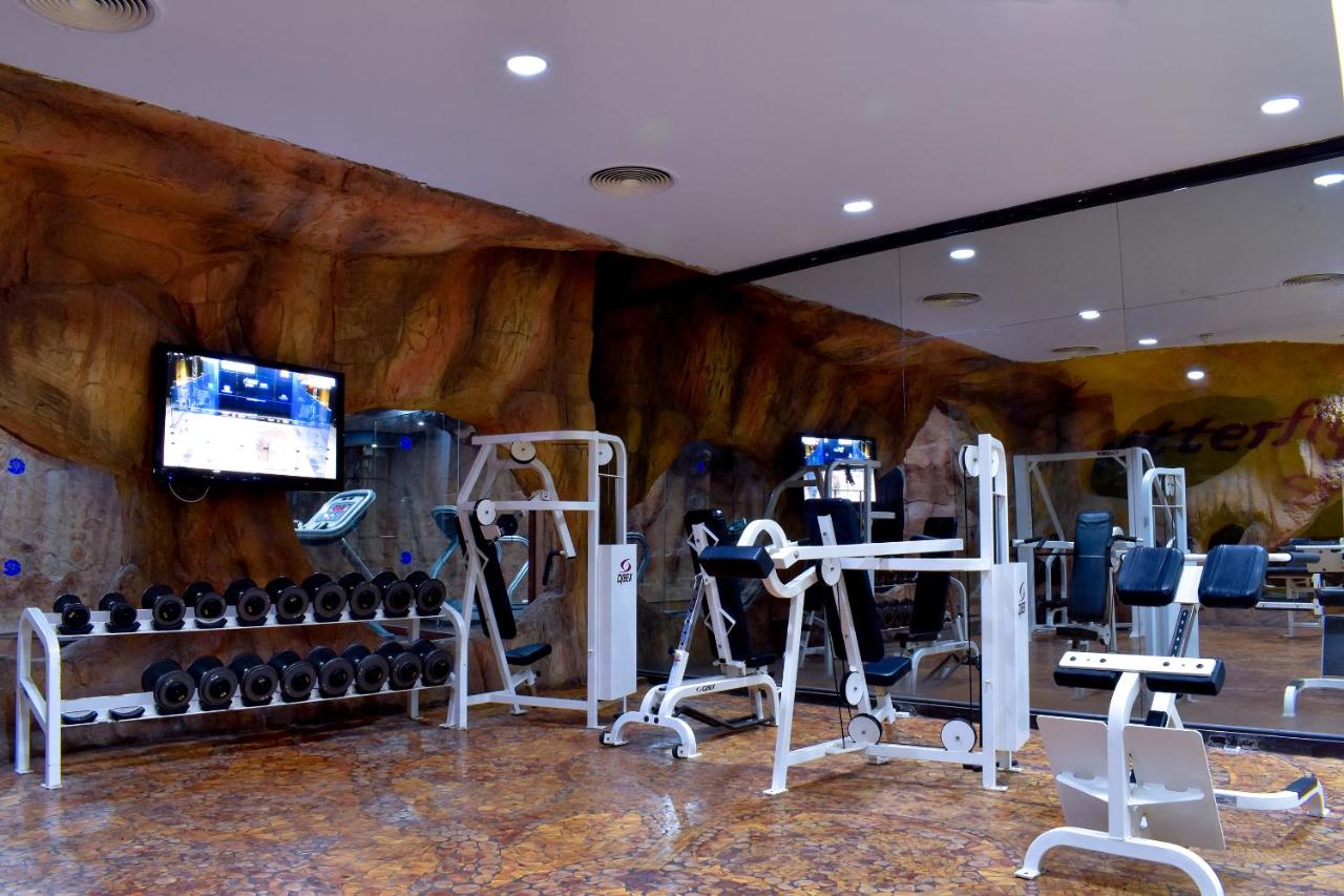 Parrotel Beach Resort