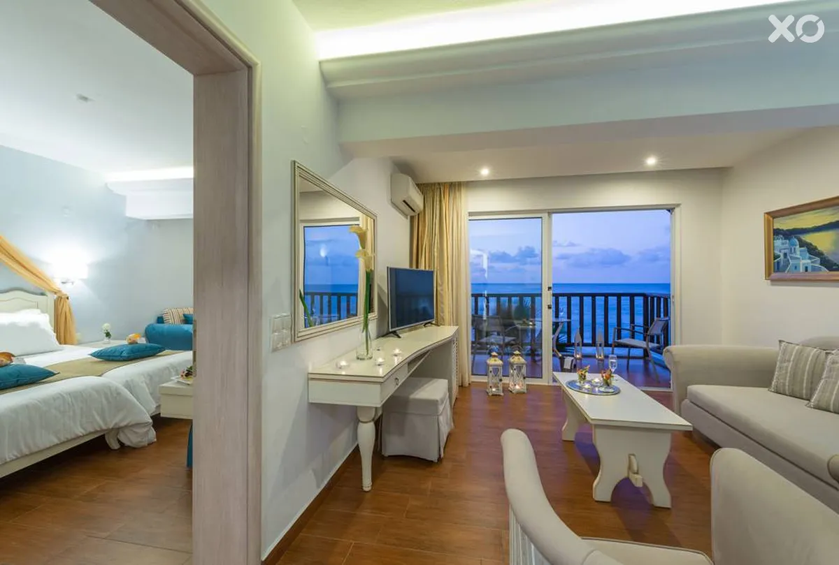 Alexander Beach Hotel & Village
