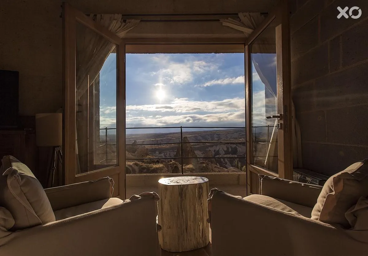 Millstone Cave Suites Hotel