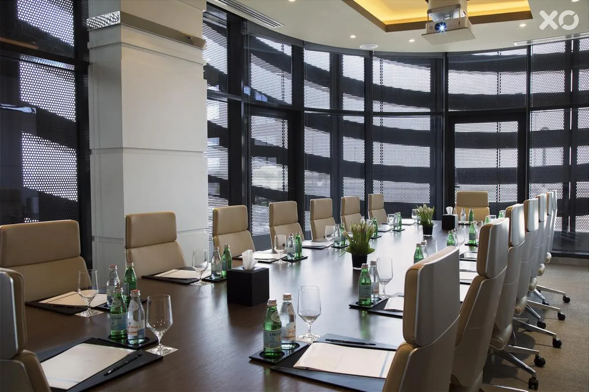 Pearl Rotana Capital Centre