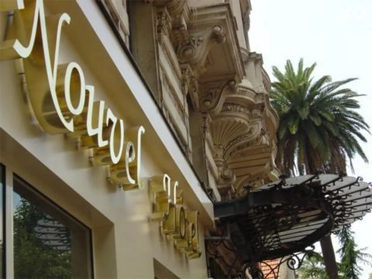 Nouvel Hotel
