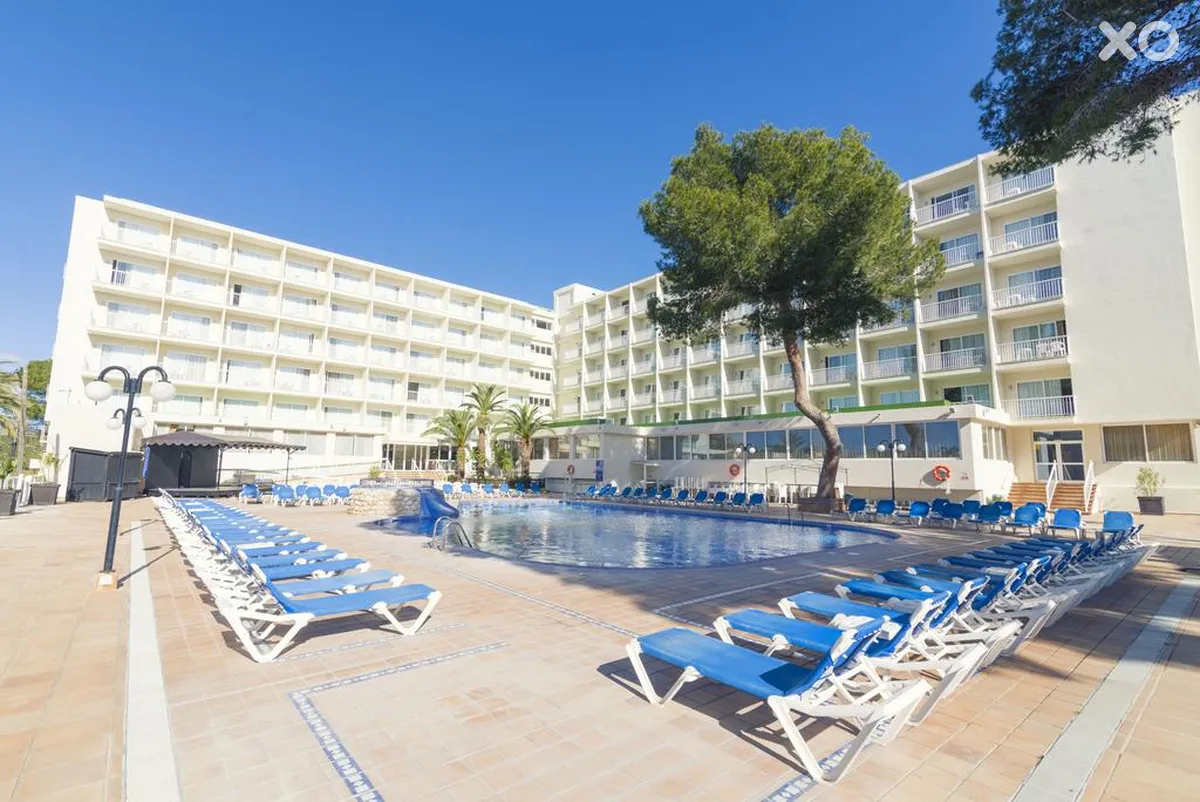 Coral Beach Hotel
