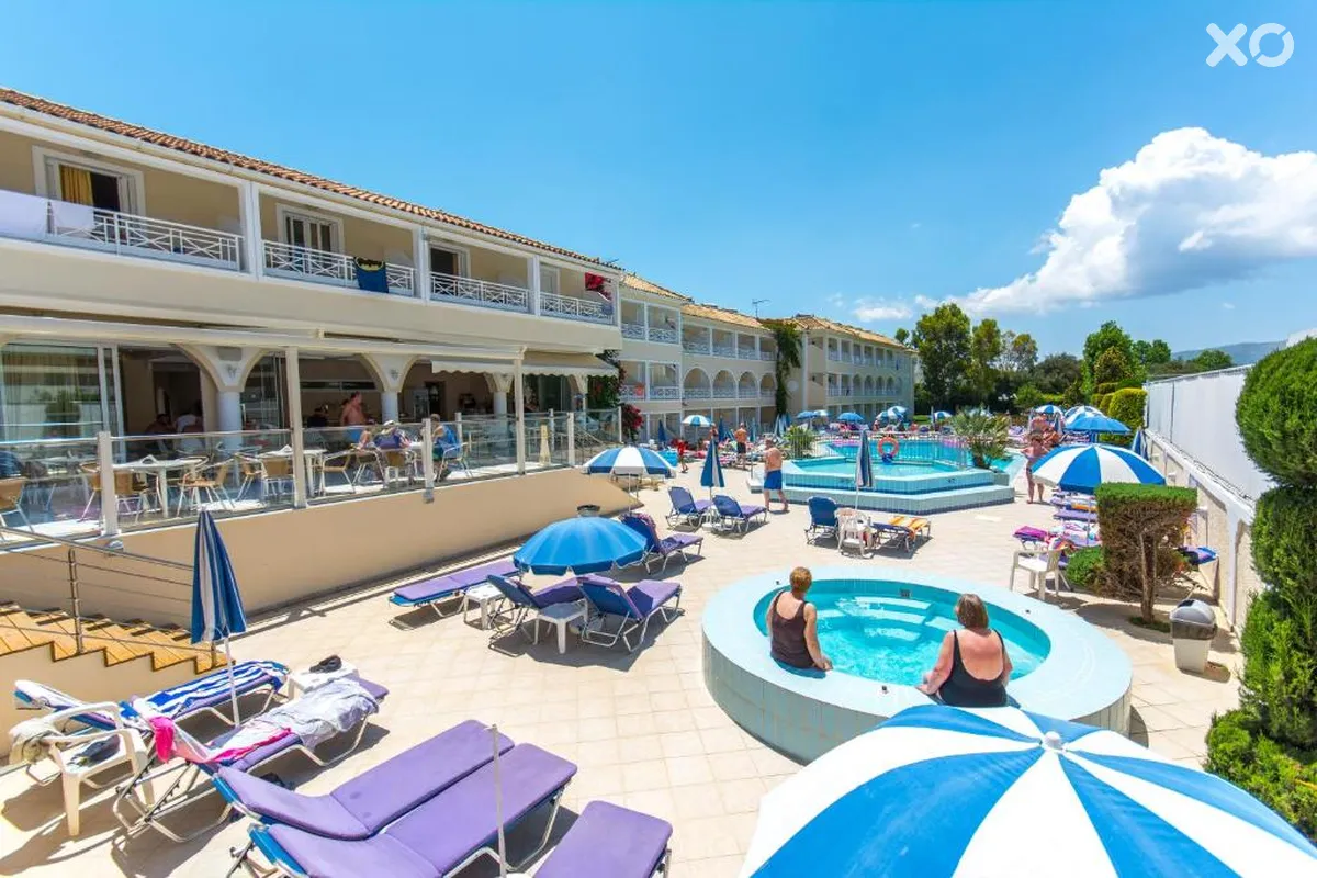 Roseland Hotel