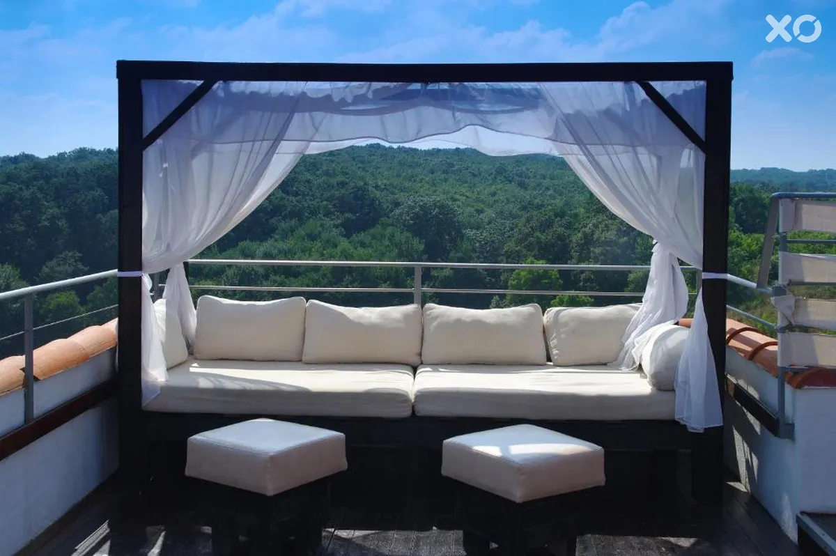 Bella Vista Beach Club