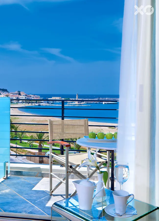 Kyma Suites Beach Hotel