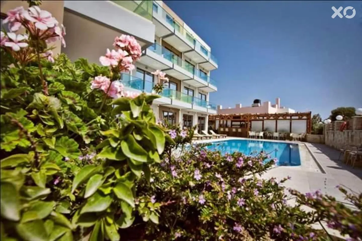 Crystal Bay Hotel