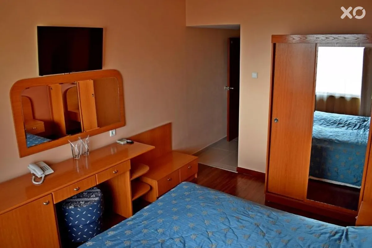 Royal Beach Hotel