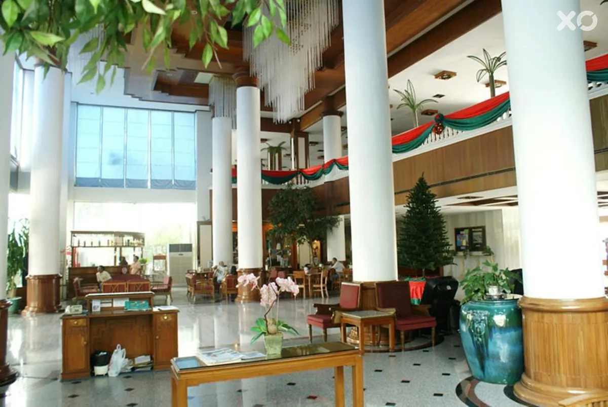 Royal Palace Hotel