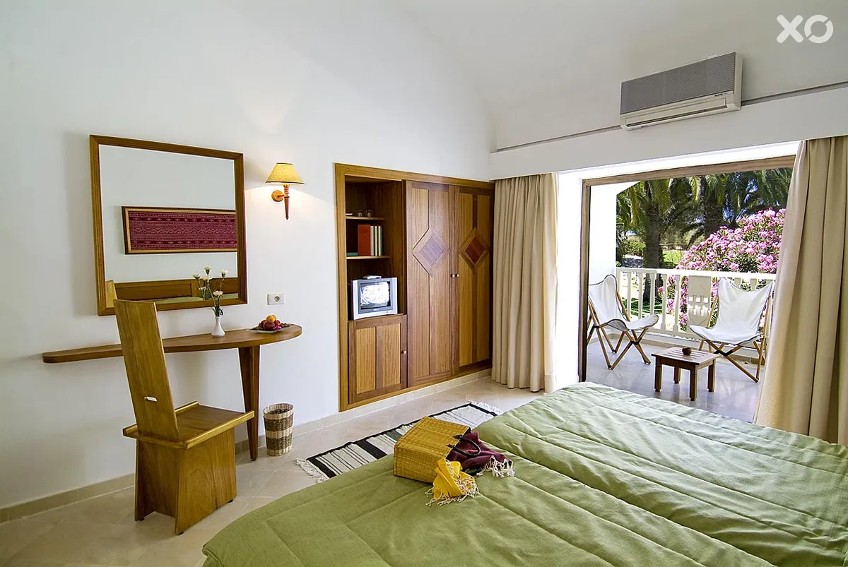 Les Orangers Beach Resort & Bungalows