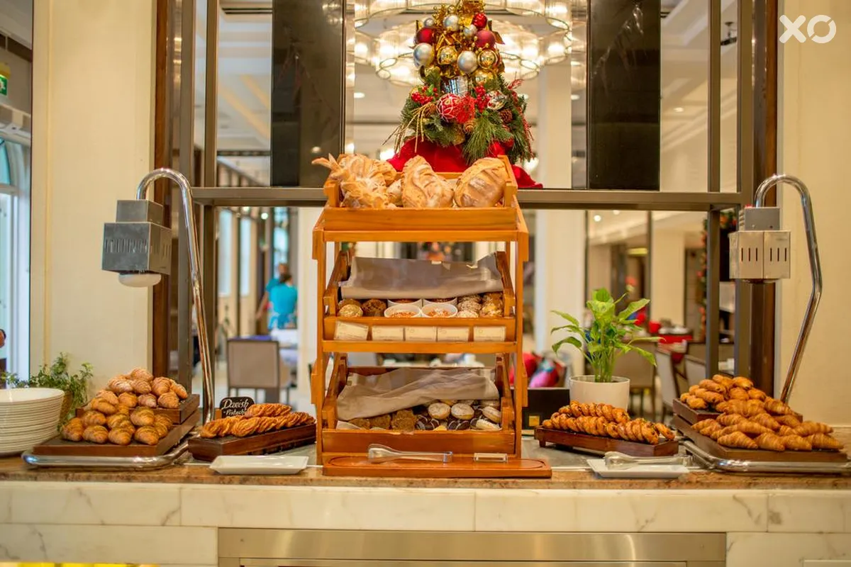 The Ritz-Carlton