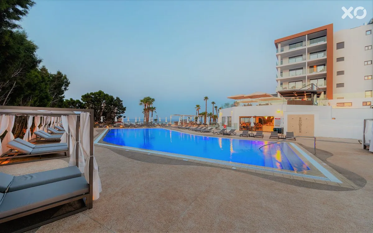 Leonardo Crystal Cove Hotel & Spa by the Sea