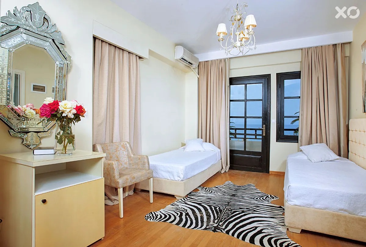 Bomo Assa Maris Beach