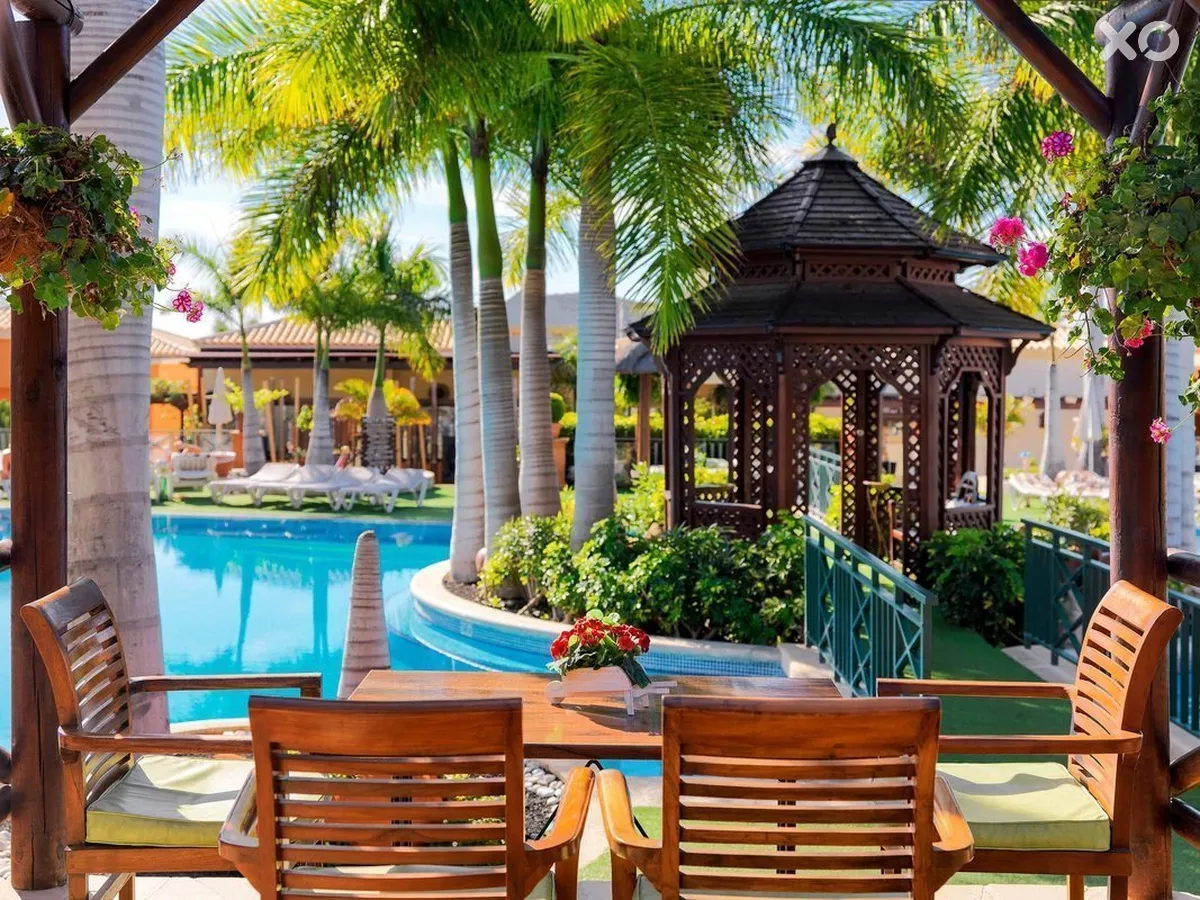 Green Garden Resort & Suites