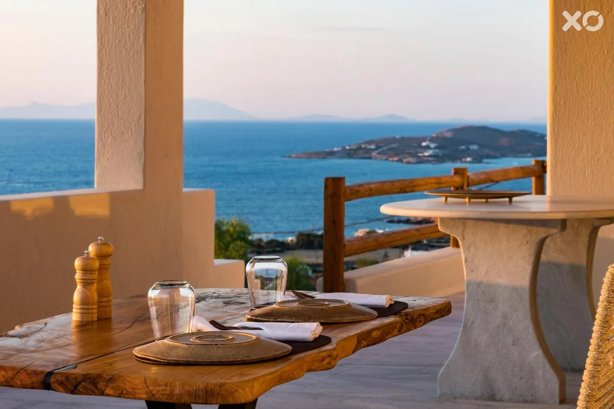 Mythic Paros