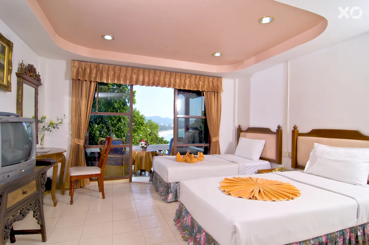 Baan Karon Hill Phuket Resort