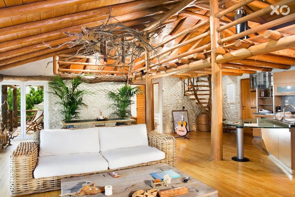 Gloria Maris Hotel Suites & Villa