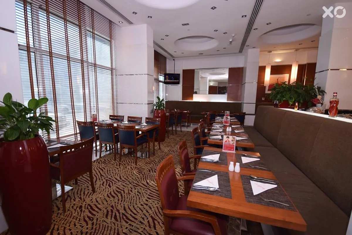 Golden Sands Hotel