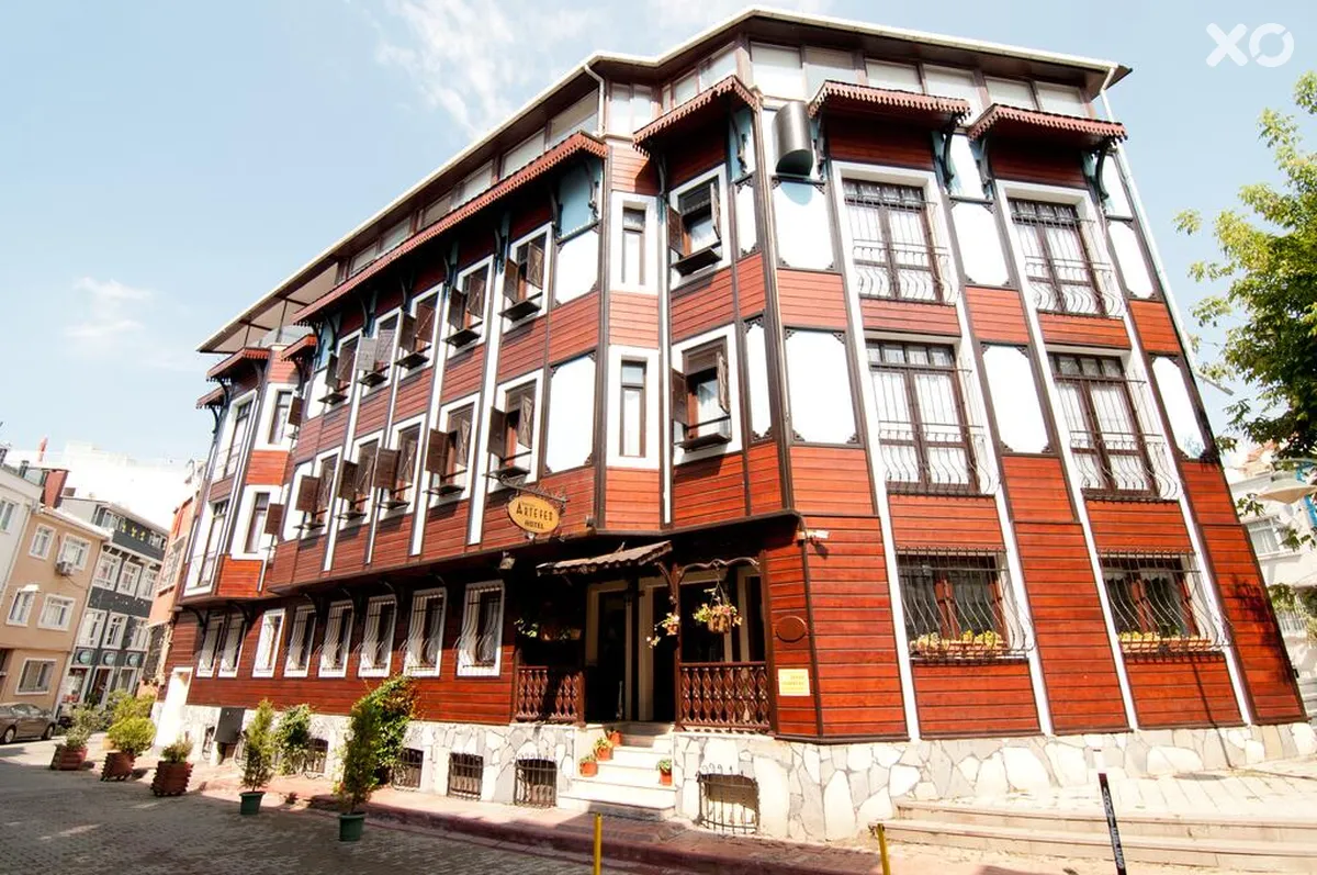 Artefes Hotel