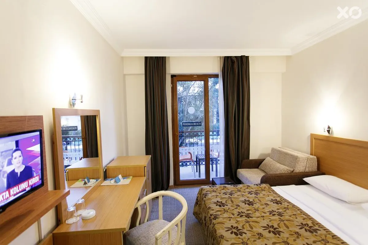 Perdikia Beach Hotel