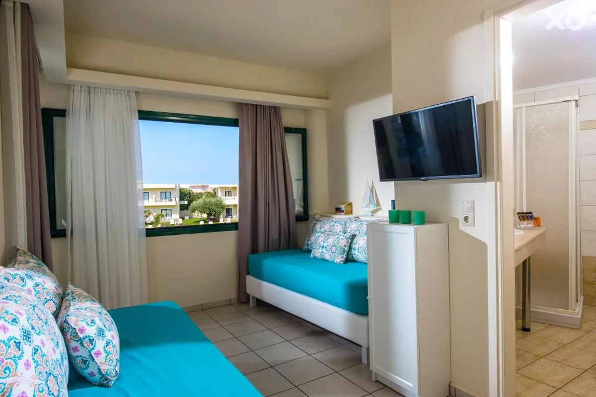 Kristalli Hotel Apartments