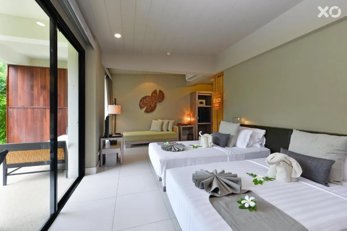 Twin Lotus Resort & Spa