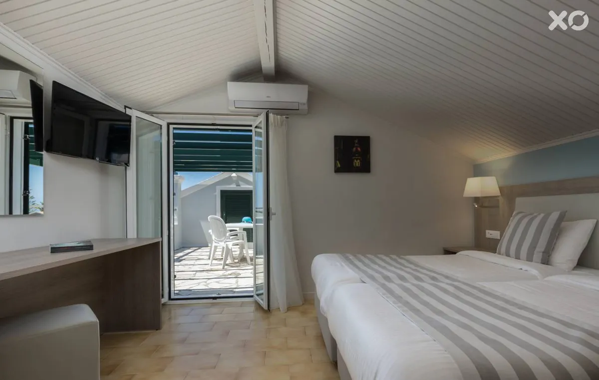 Acharavi Beach Hotel