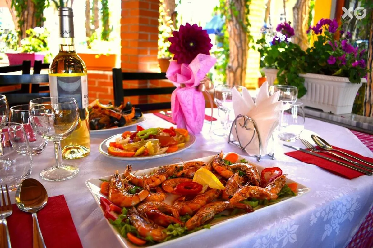Mali i Robit Hotel & Camping