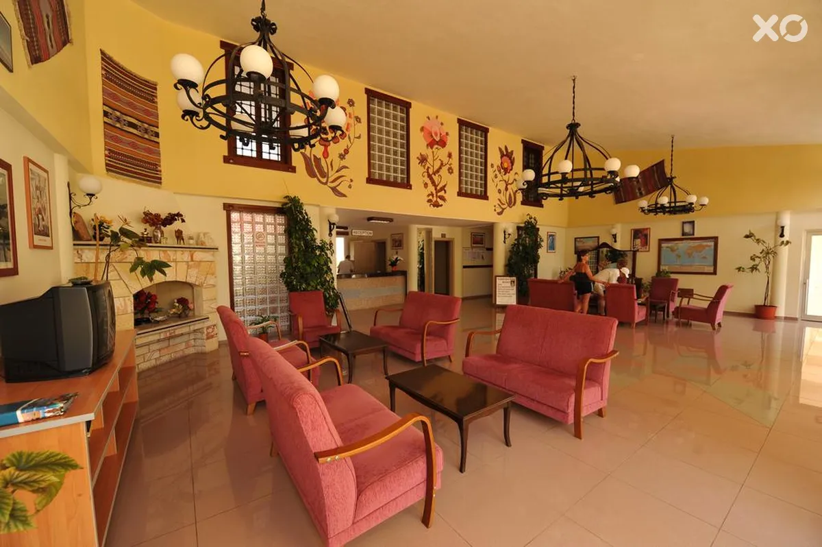 Mavruka Hotel