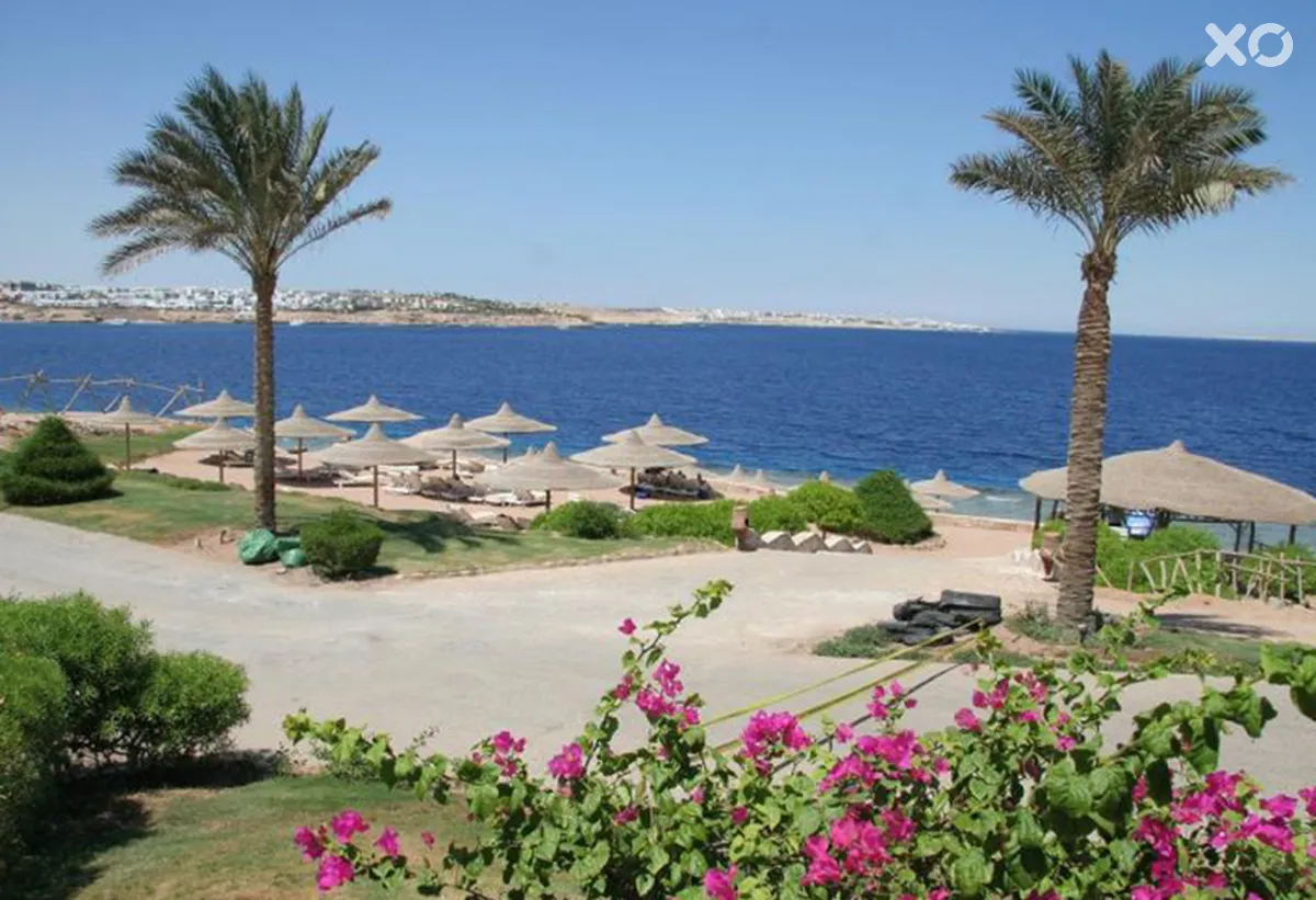 Coral Beach Resort Tiran