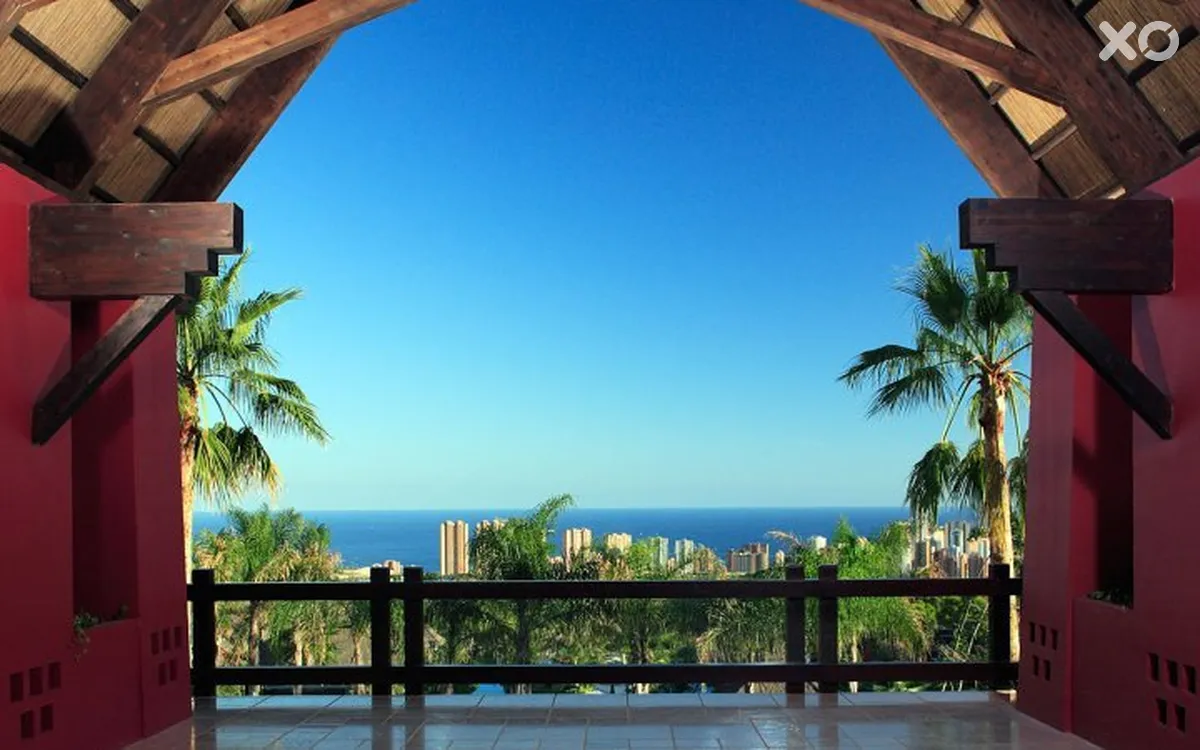 Asia Gardens Hotel & Thai Spa a Royal Hideaway Hotel