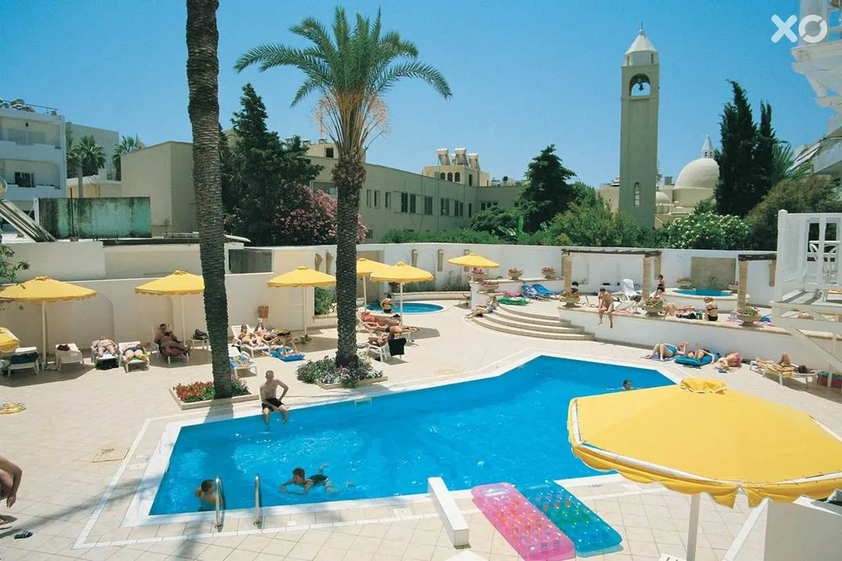Mitsis Petit Palais Beach Hotel